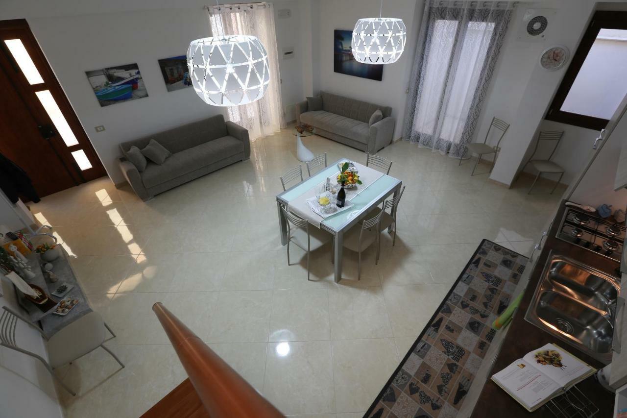 Casa Vacanza Il Dromone ポッツァッロ エクステリア 写真
